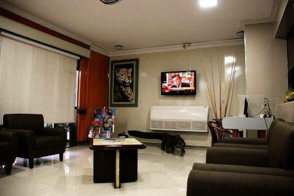 Santa Mônica Palace Hotel Corumbá Extérieur photo